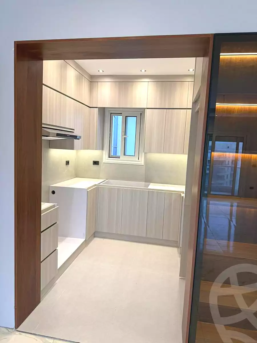 https://aqarmap.com.eg/ar/listing/6984025-for-rent-cairo-new-cairo-compounds-mwntn-fyw-y-syty-club-park-mountain-view-icity