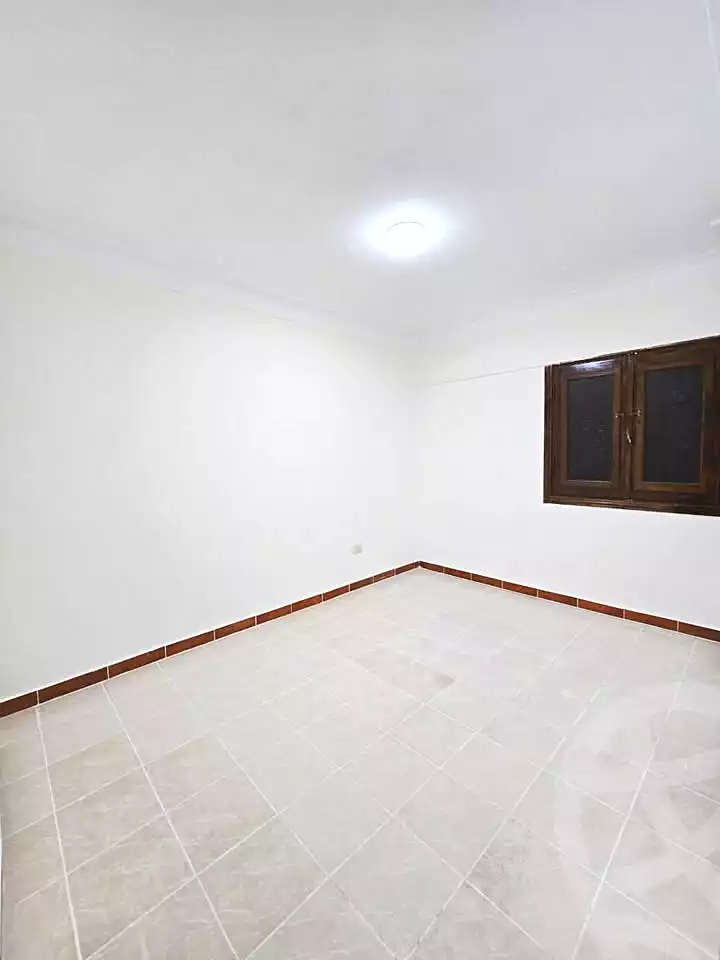 https://aqarmap.com.eg/en/listing/6984295-for-sale-alexandria-al-agamy-el-kilo-21