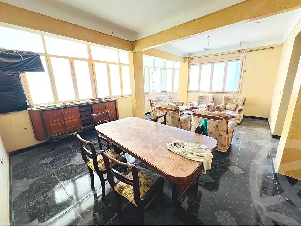 https://aqarmap.com.eg/ar/listing/6984358-for-sale-alexandria-sporting-abou-quer-st
