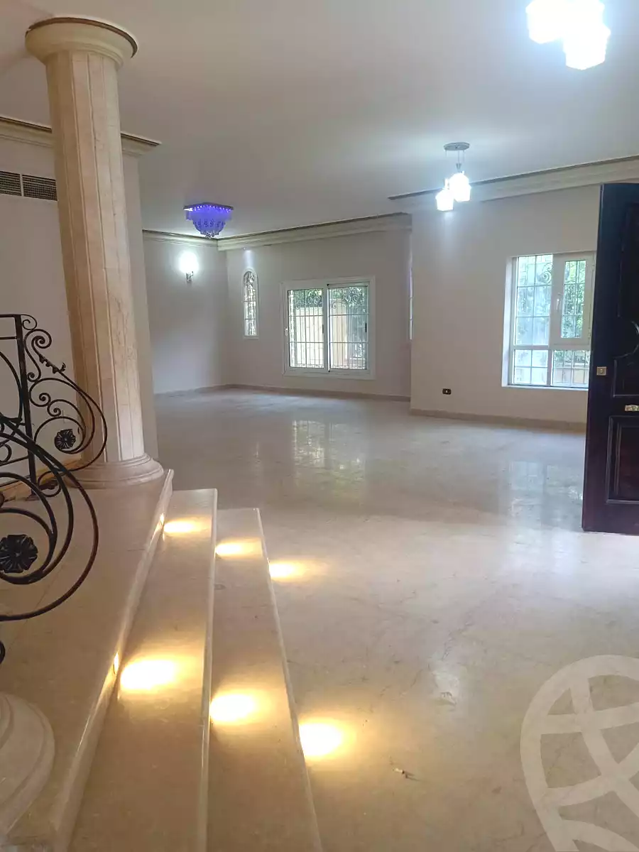 https://aqarmap.com.eg/ar/listing/6984571-for-rent-cairo-new-cairo-lrhb-city-phase-8