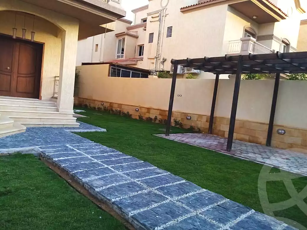 https://aqarmap.com.eg/ar/listing/6984571-for-rent-cairo-new-cairo-lrhb-city-phase-8