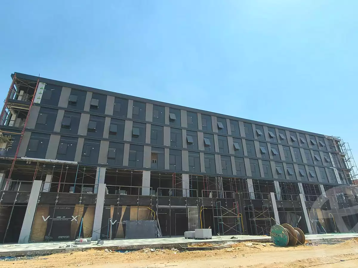 https://aqarmap.com.eg/ar/listing/6984603-for-sale-cairo-new-cairo-compounds-vx-n90-mall-mercon