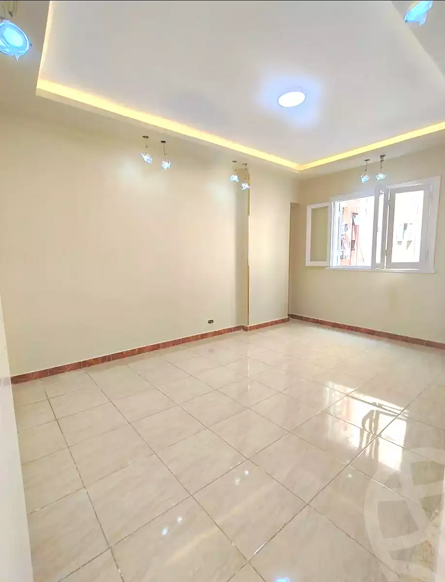 https://aqarmap.com.eg/en/listing/6984699-for-sale-alexandria-sydy-bshr-sydy-bshr-bhry-shr-khld-bn-lwlyd