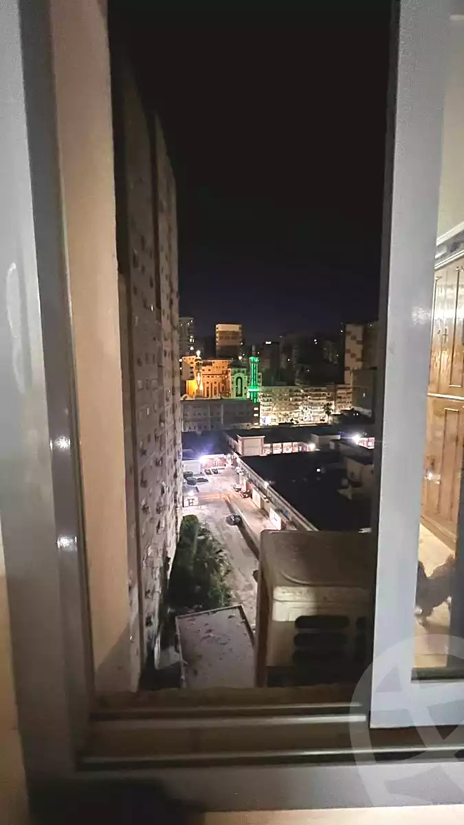 https://aqarmap.com.eg/ar/listing/6985483-for-sale-alexandria-sydy-bshr-sydy-bshr-bhry