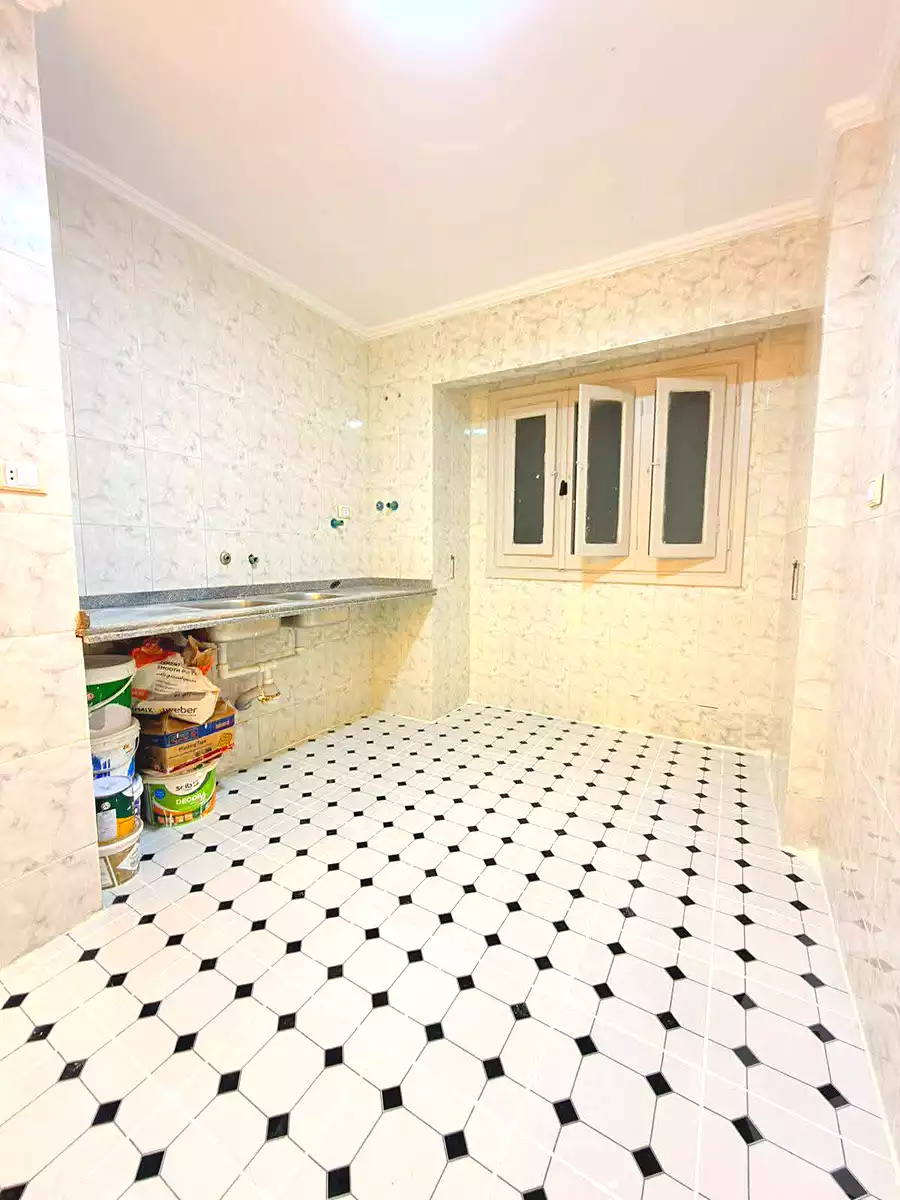 https://aqarmap.com.eg/en/listing/6982185-for-sale-alexandria-al-agamy-shataa-el-nakheel