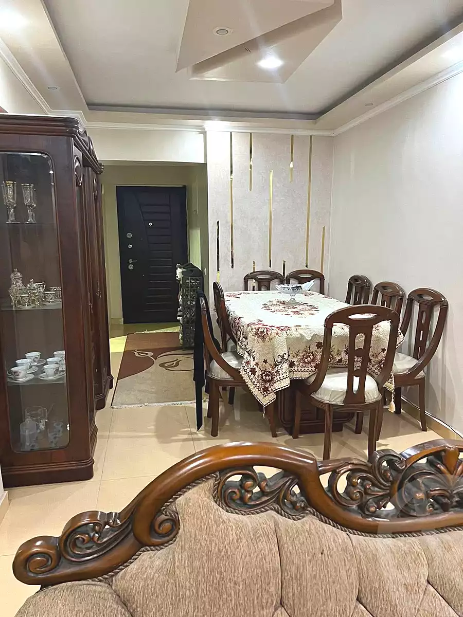 https://aqarmap.com.eg/ar/listing/6985645-for-sale-cairo-el-zaytun-hlmy-lzytwn-ibn-el-hakam-sq