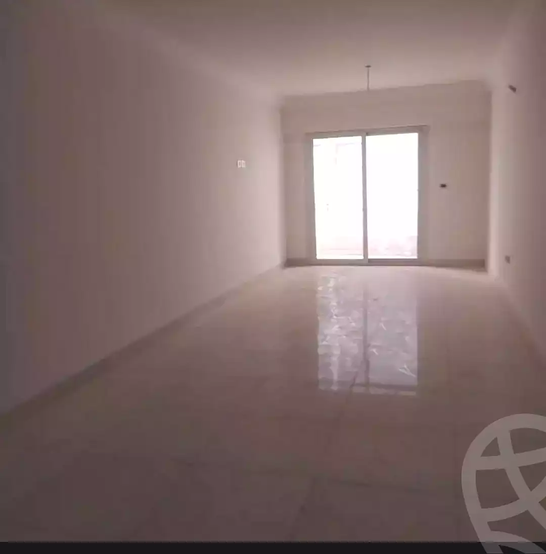 https://aqarmap.com.eg/ar/listing/6985846-for-rent-alexandria-lsywf-el-karma-compound