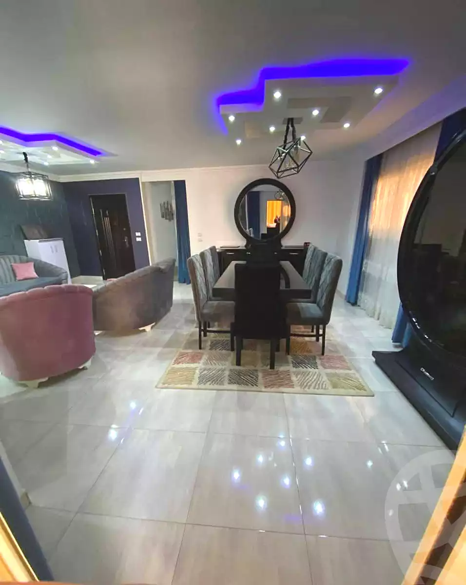 https://aqarmap.com.eg/en/listing/6985909-for-sale-cairo-helwan-hadayek-helwan-nile-corniche-st