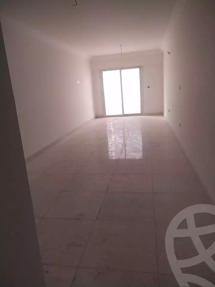 https://aqarmap.com.eg/ar/listing/6986055-for-rent-alexandria-lsywf-el-karma-compound