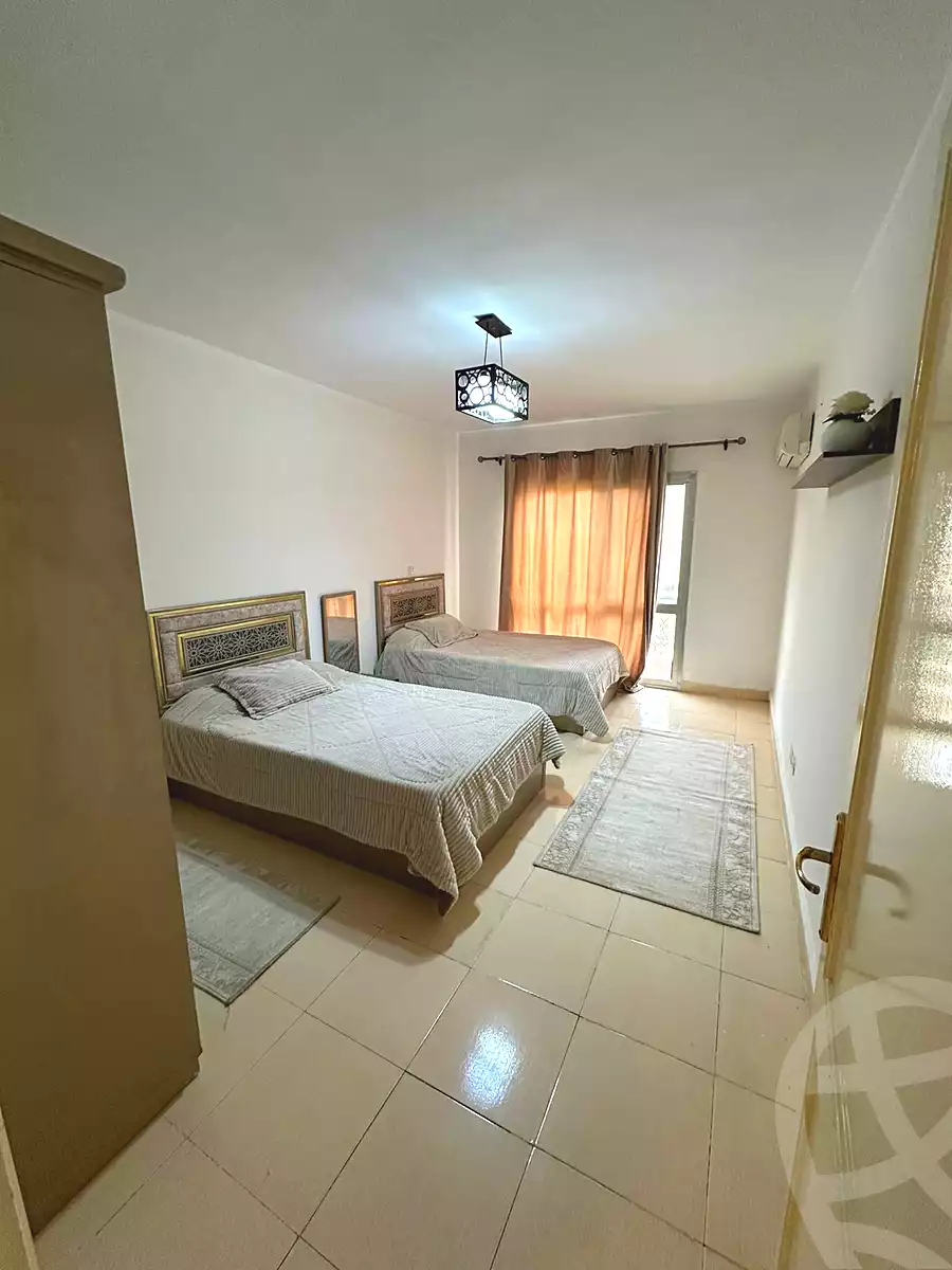 https://aqarmap.com.eg/en/listing/6986141-for-rent-cairo-new-cairo-lrhb-city-phase-8
