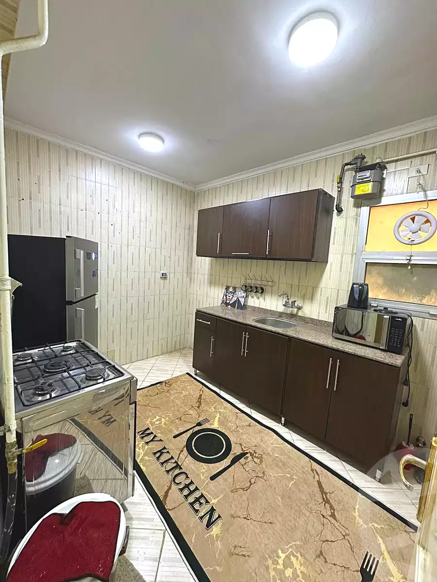 https://aqarmap.com.eg/en/listing/6986141-for-rent-cairo-new-cairo-lrhb-city-phase-8