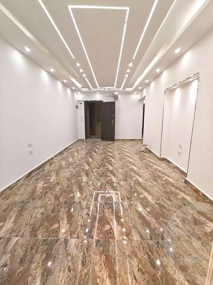 https://aqarmap.com.eg/ar/listing/6986247-for-sale-alexandria-el-asafra-l-sfr-bhry