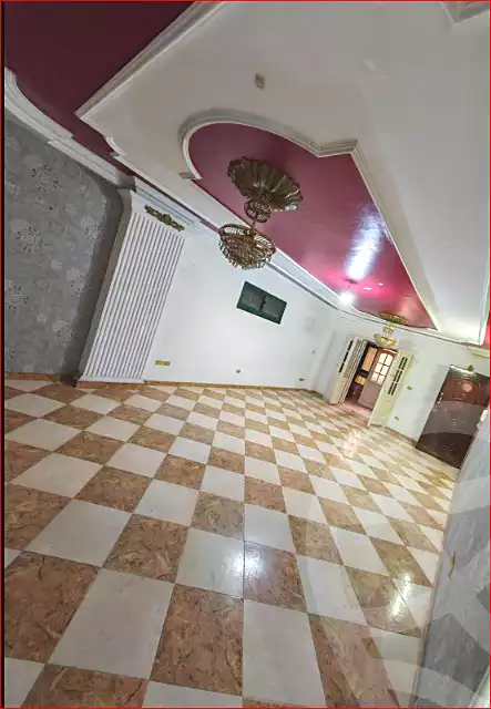 https://aqarmap.com.eg/ar/listing/6986319-for-sale-cairo-helwan-helwan-el-sharkeya-khesro-basha-st