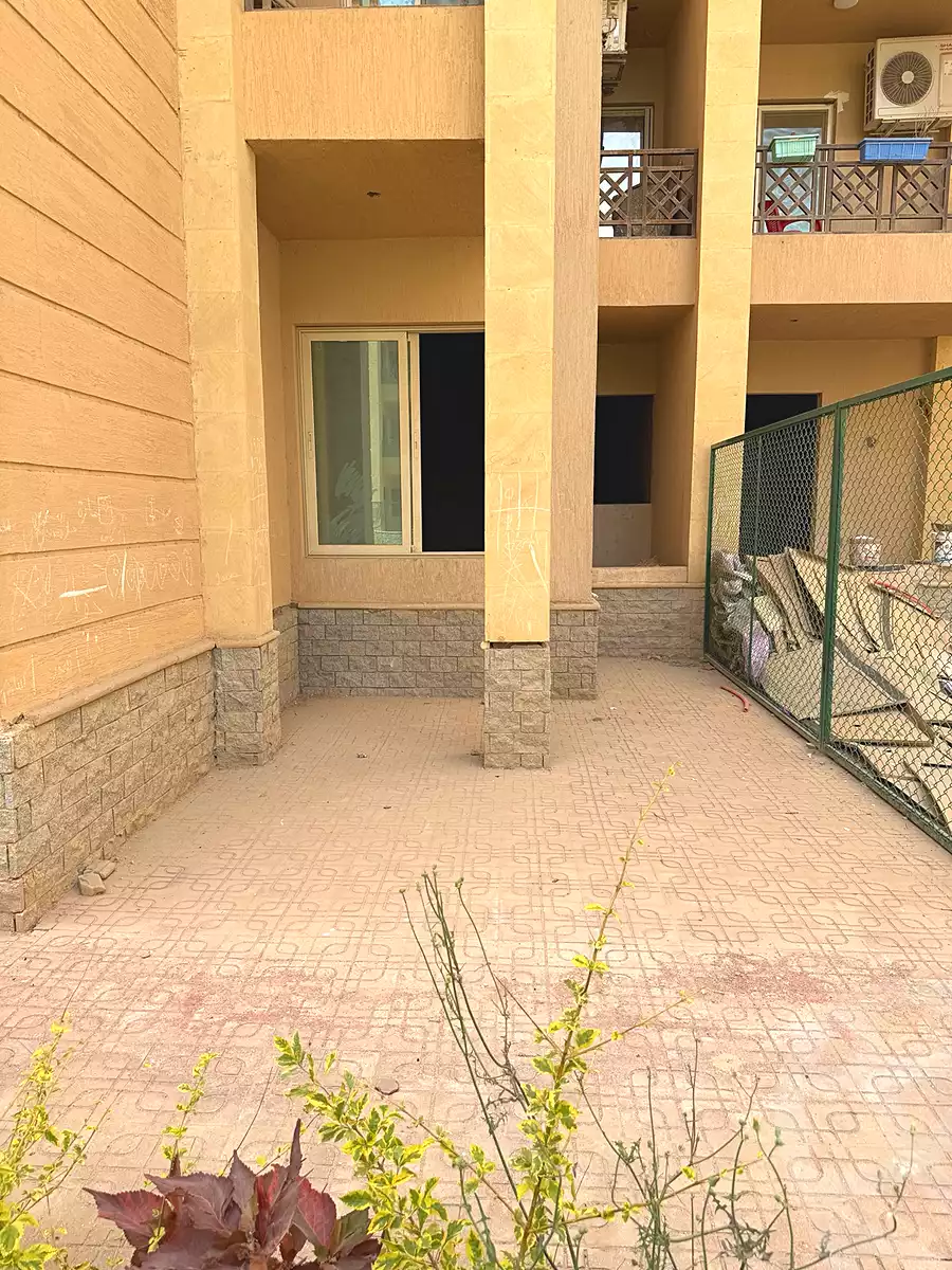 https://aqarmap.com.eg/ar/listing/6986748-for-sale-cairo-6th-of-october-hadaeq-october-compounds-agyad-garden