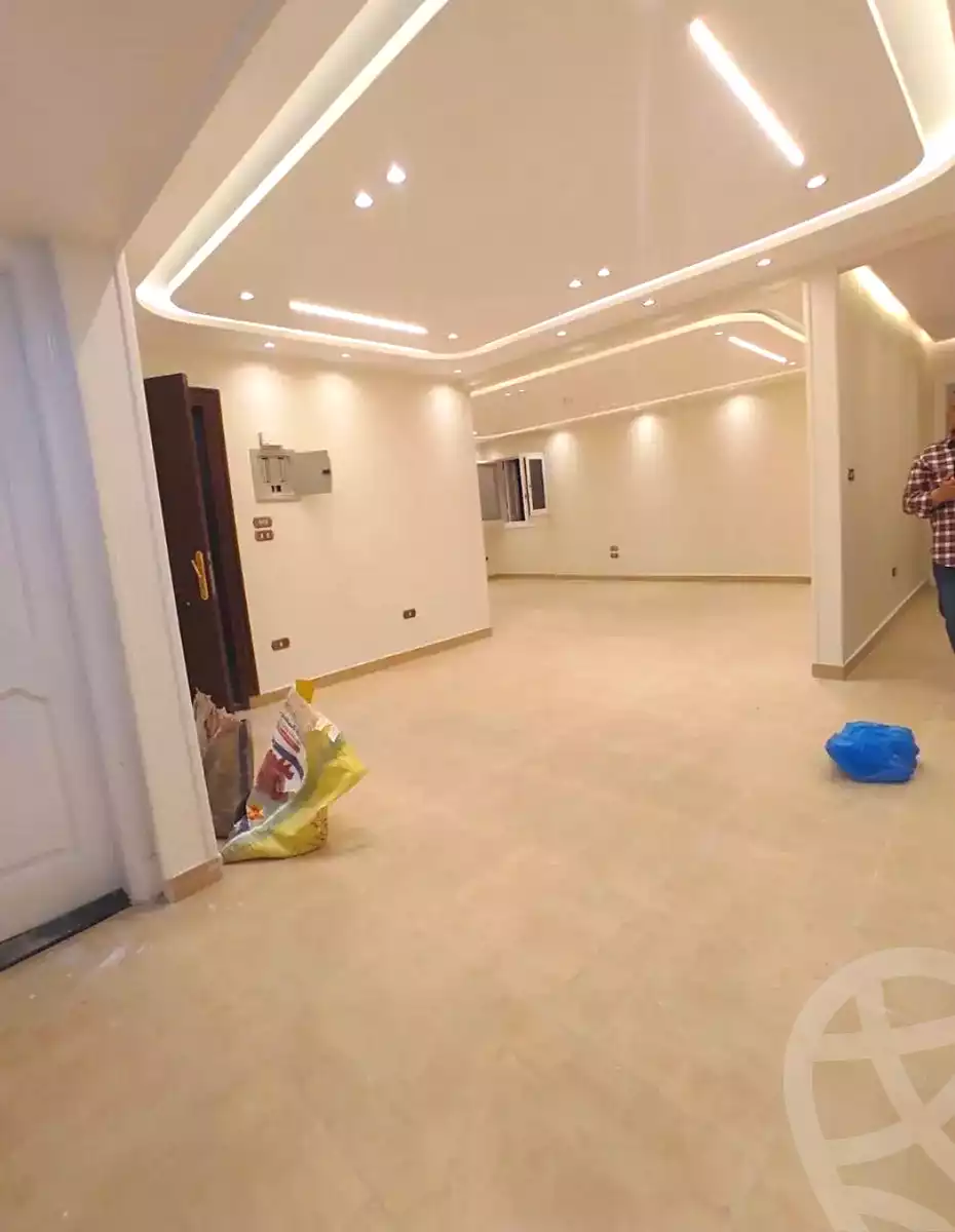 https://aqarmap.com.eg/ar/listing/6986839-for-sale-alexandria-sydy-bshr-sydy-bshr-bhry-khalil-hamada-st