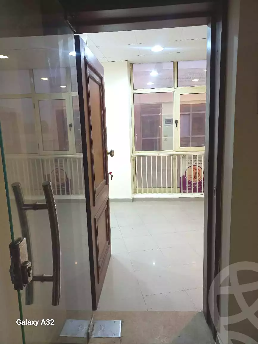 https://aqarmap.com.eg/ar/listing/6986936-for-rent-cairo-el-sheikh-zayed-city-compounds-rawdet-zayed