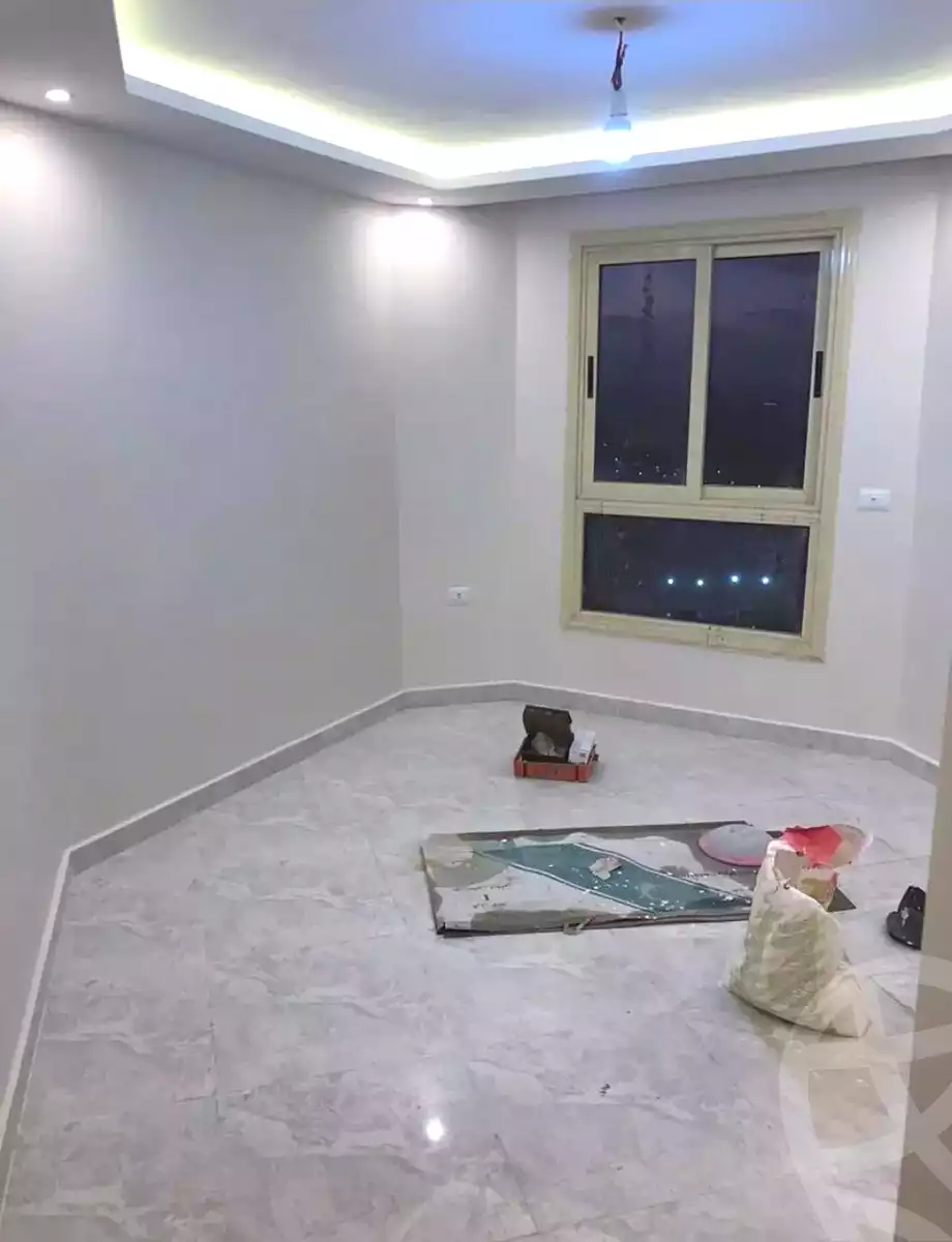 https://aqarmap.com.eg/en/listing/6987005-for-rent-alexandria-el-montazah-compounds-in-el-montazah-royal-plaza-compound-al-halawany