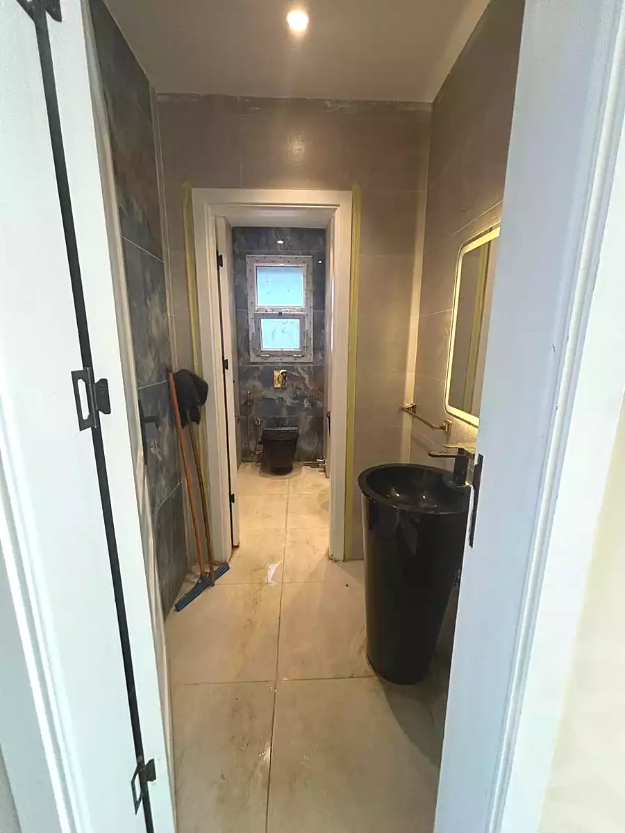 https://aqarmap.com.eg/en/listing/6987101-for-rent-cairo-new-cairo-compounds-hyde-park-centre-ville-hyde-park