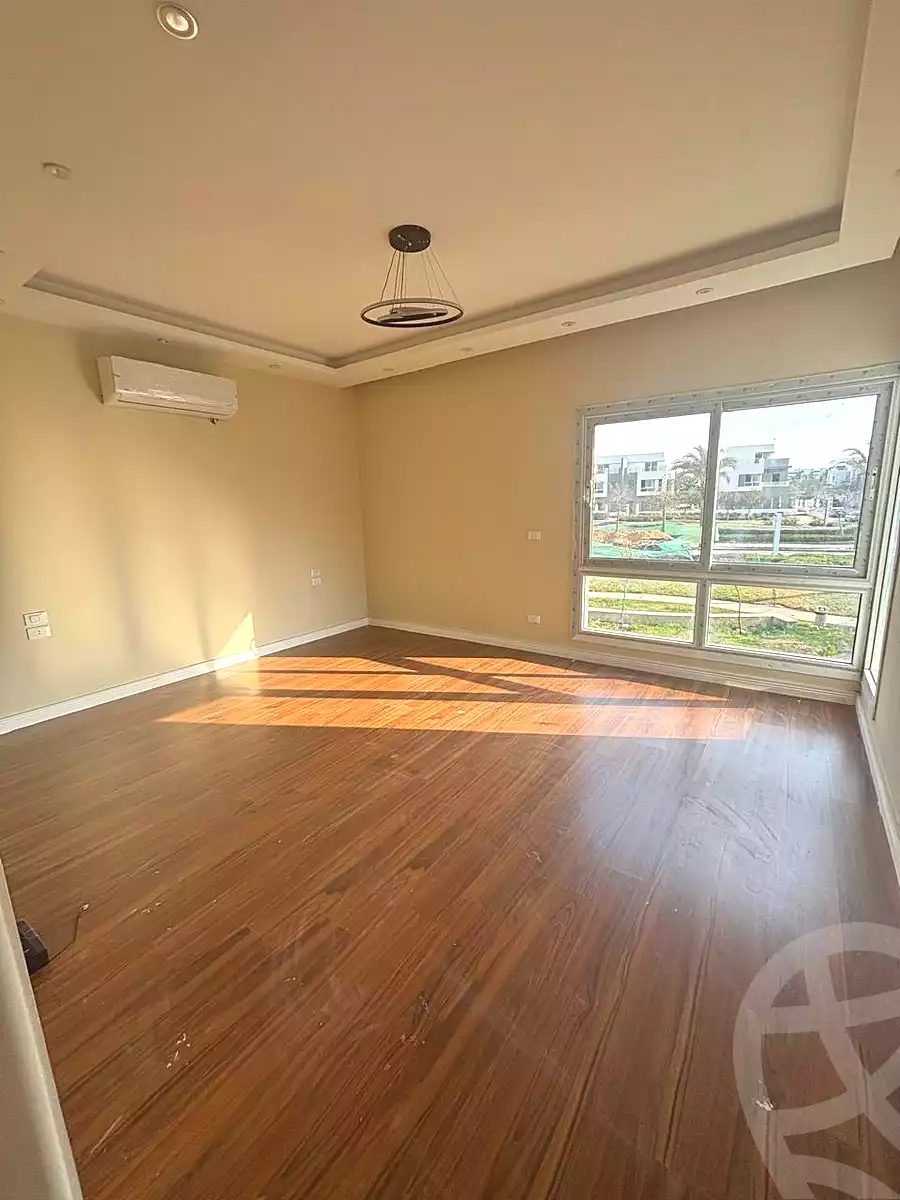 https://aqarmap.com.eg/en/listing/6987101-for-rent-cairo-new-cairo-compounds-hyde-park-centre-ville-hyde-park