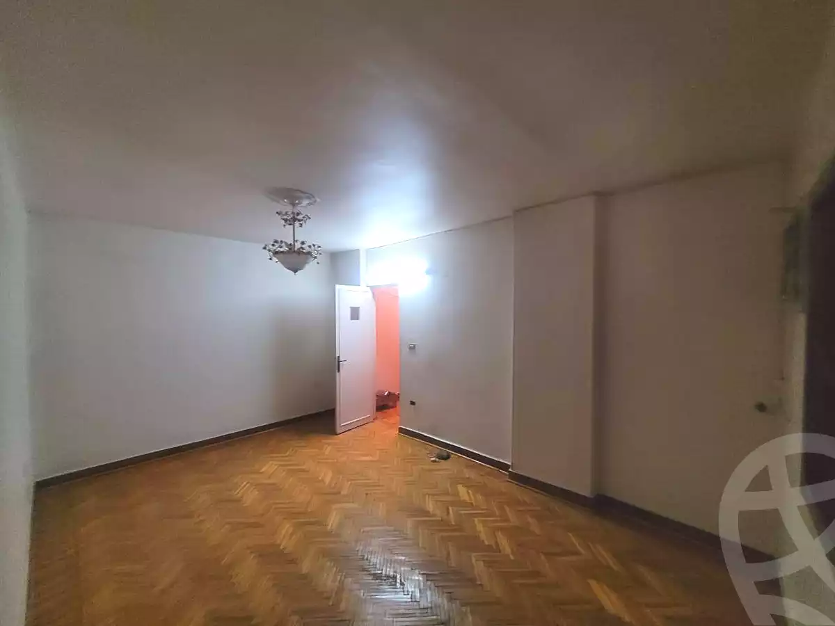 https://aqarmap.com.eg/en/listing/6987210-for-sale-cairo-helwan-helwan-el-sharkeya-el-maraghi-st