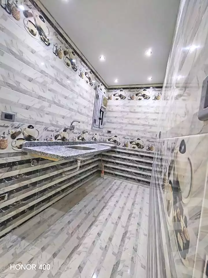 https://aqarmap.com.eg/ar/listing/6987766-for-sale-alexandria-al-agamy-lbytsh-qased-kareem-st