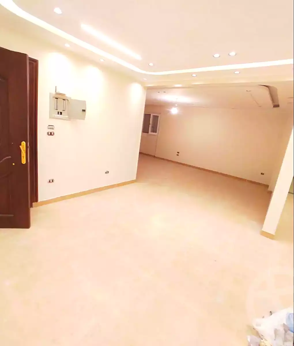 https://aqarmap.com.eg/ar/listing/6986166-for-sale-alexandria-sydy-bshr-sydy-bshr-bhry-khalil-hamada-st