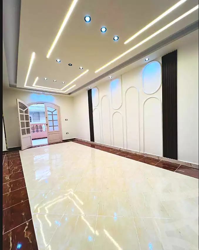 https://aqarmap.com.eg/ar/listing/6987841-for-sale-alexandria-al-agamy-shataa-el-nakheel