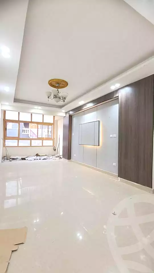 https://aqarmap.com.eg/ar/listing/6987907-for-sale-cairo-el-haram-el-lebeny-soltan-khattab-st