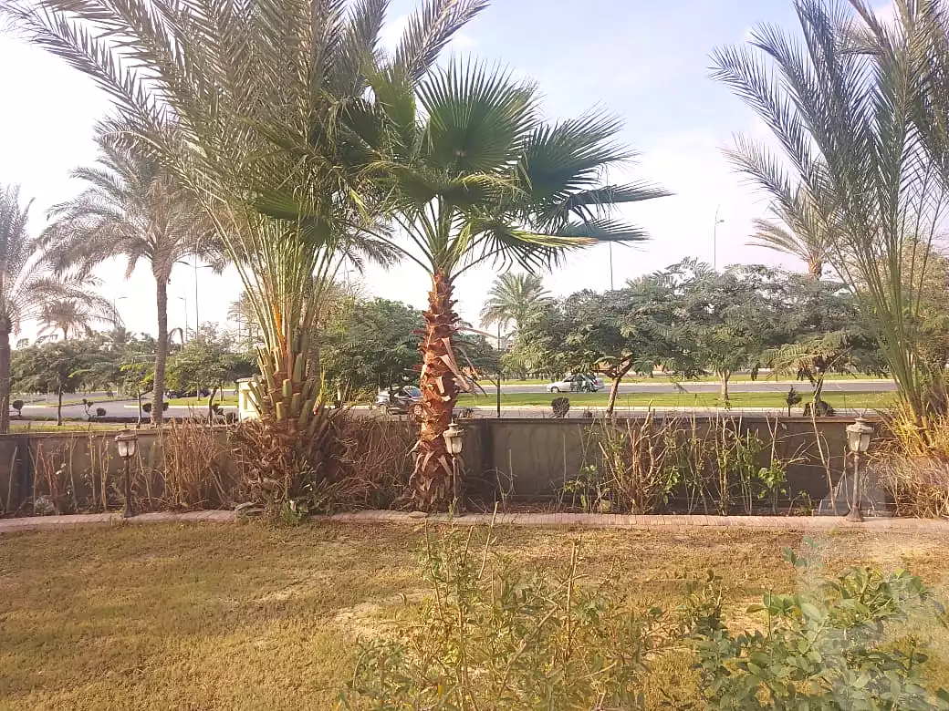 https://aqarmap.com.eg/ar/listing/6987954-for-sale-cairo-new-cairo-madinaty-lmntq-lthlthh-fylt-group-25