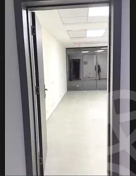 https://aqarmap.com.eg/ar/listing/6989577-for-sale-cairo-el-sheikh-zayed-city-compounds-agora-makeplace