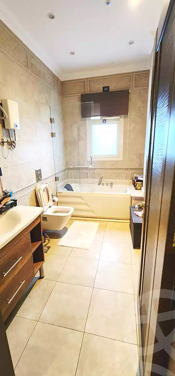 https://aqarmap.com.eg/ar/listing/6989681-for-sale-cairo-new-cairo-compounds-dyar-park