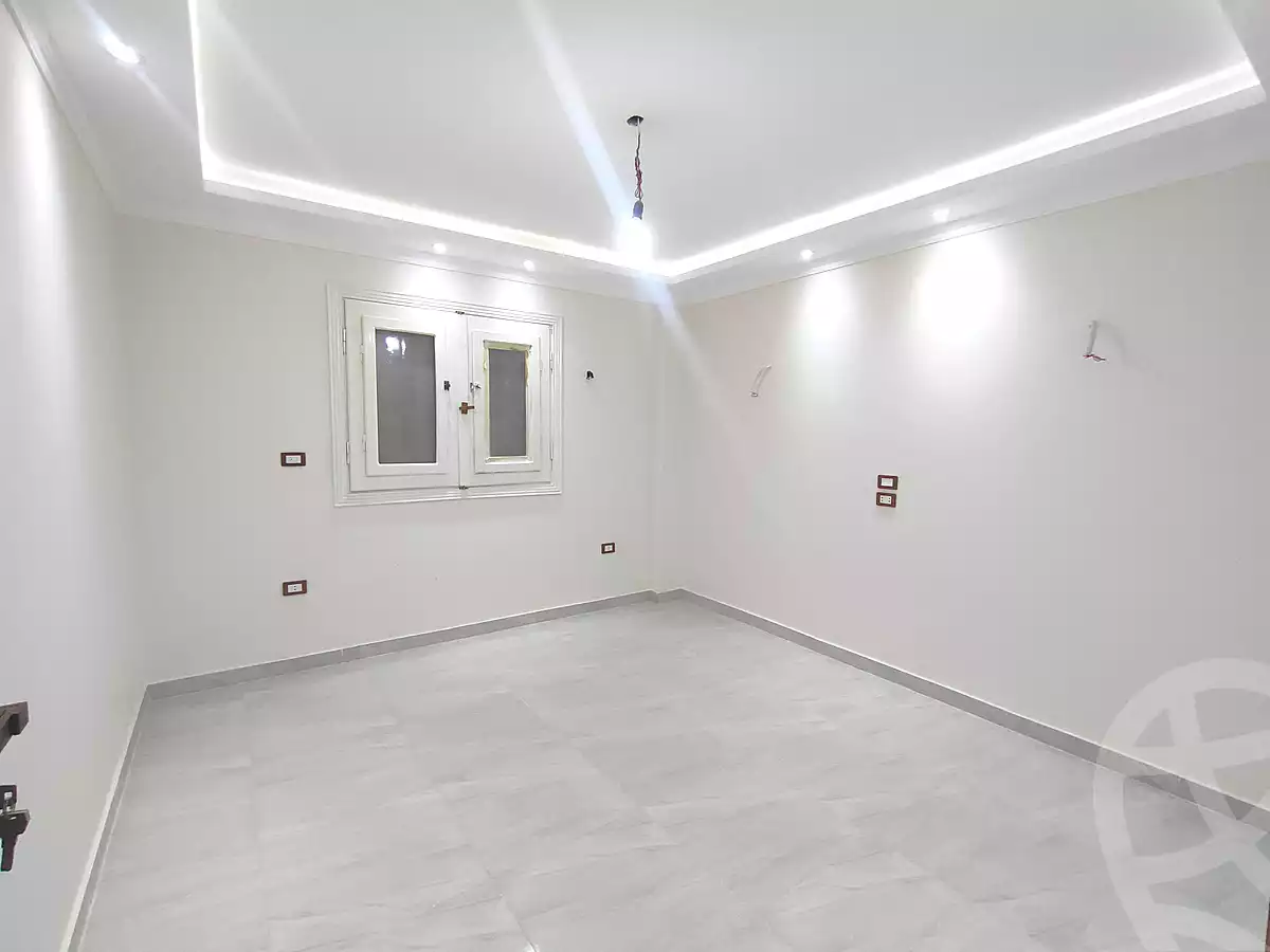 https://aqarmap.com.eg/ar/listing/6990158-for-rent-cairo-new-cairo-ganob-el-akadamiya-south-academy-g-fatma-el-youssef-st