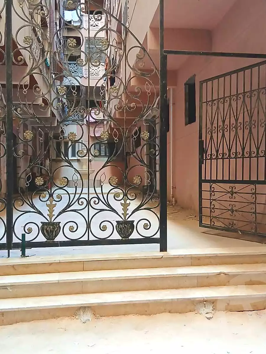 https://aqarmap.com.eg/ar/listing/6988530-for-sale-alexandria-al-agamy-el-hanouvel
