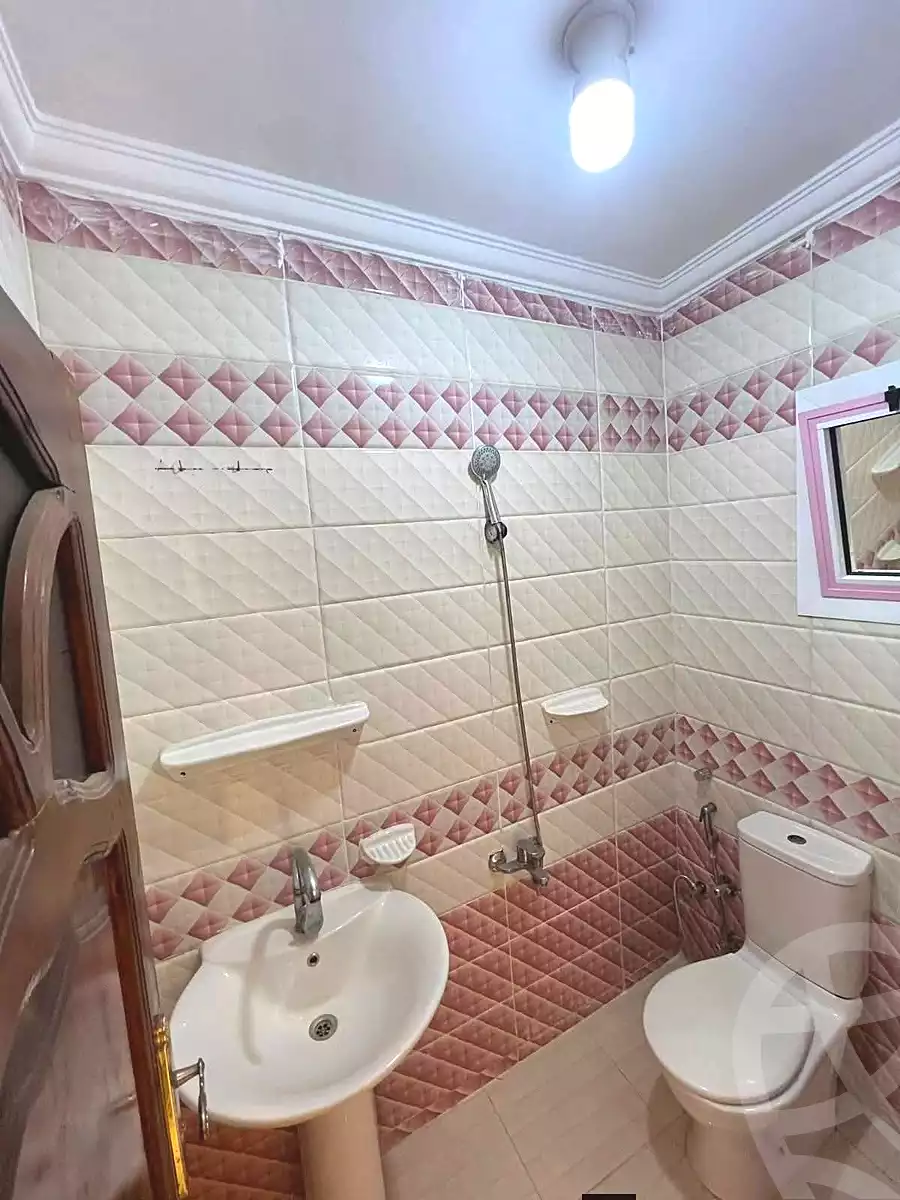 https://aqarmap.com.eg/ar/listing/6990423-for-sale-alexandria-al-agamy-lbytsh-bianchiii