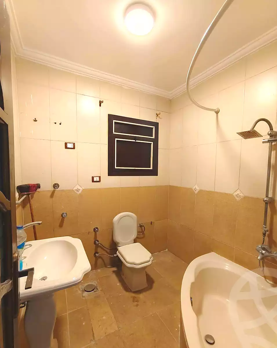 https://aqarmap.com.eg/ar/listing/6990441-for-sale-alexandria-al-agamy-lbytsh-bianchiii