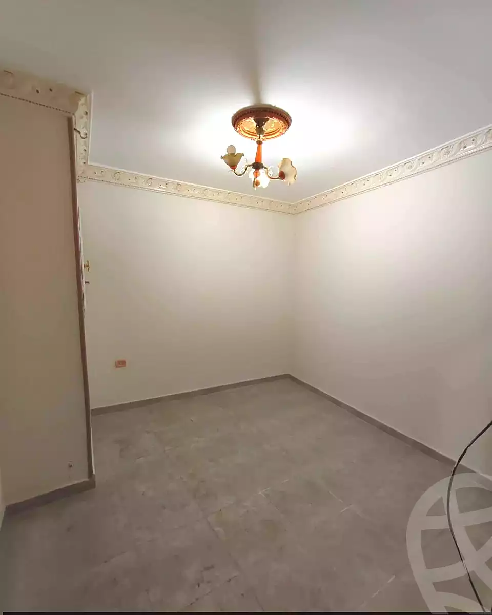 https://aqarmap.com.eg/ar/listing/6990441-for-sale-alexandria-al-agamy-lbytsh-bianchiii