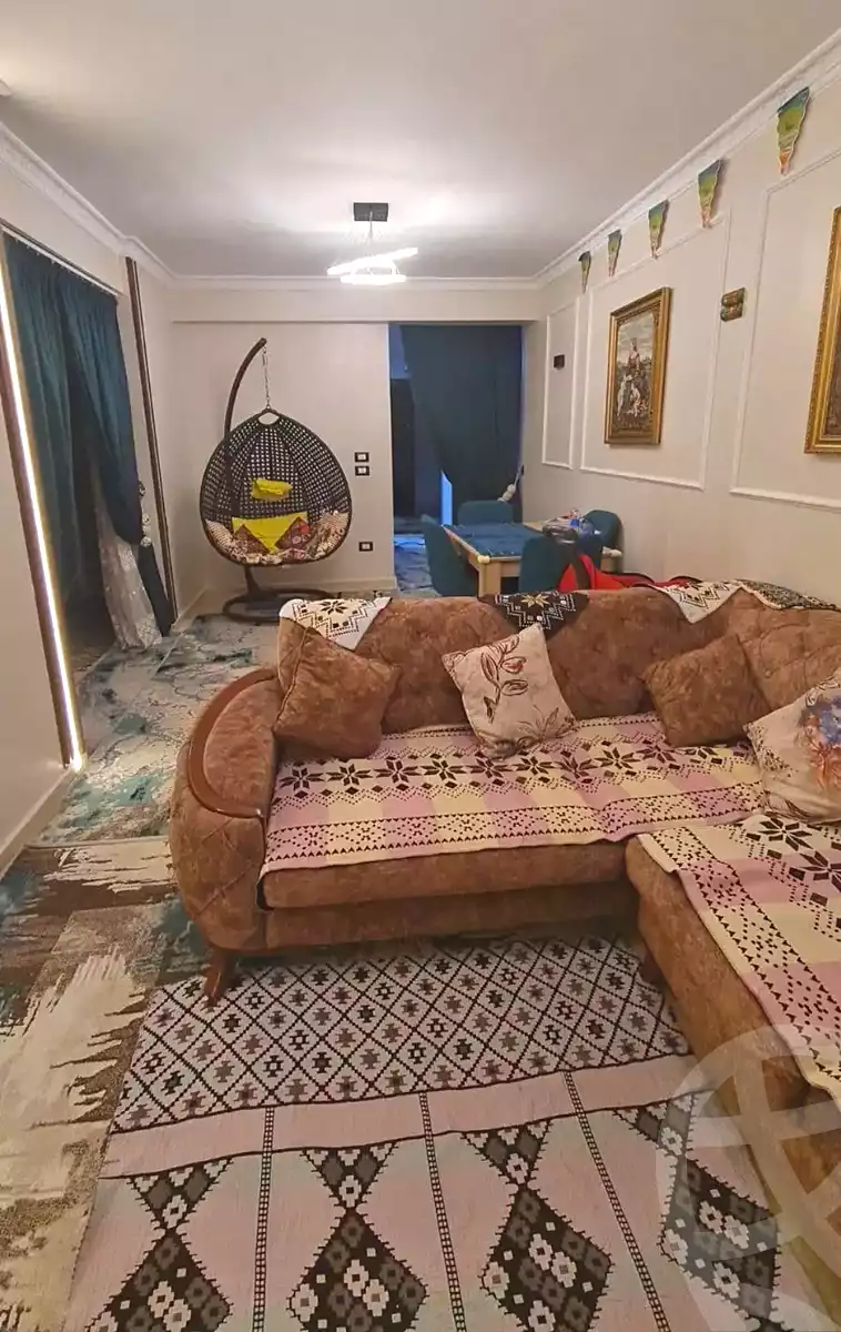 https://aqarmap.com.eg/ar/listing/6990805-for-sale-alexandria-moharram-bey-kanal-al-mahmoudeya-al-bahri-st