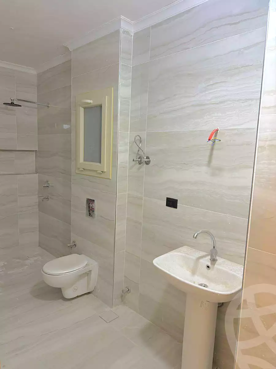 https://aqarmap.com.eg/ar/listing/6990843-for-rent-cairo-mokattam-lhdb-l-ly-shareaa-9