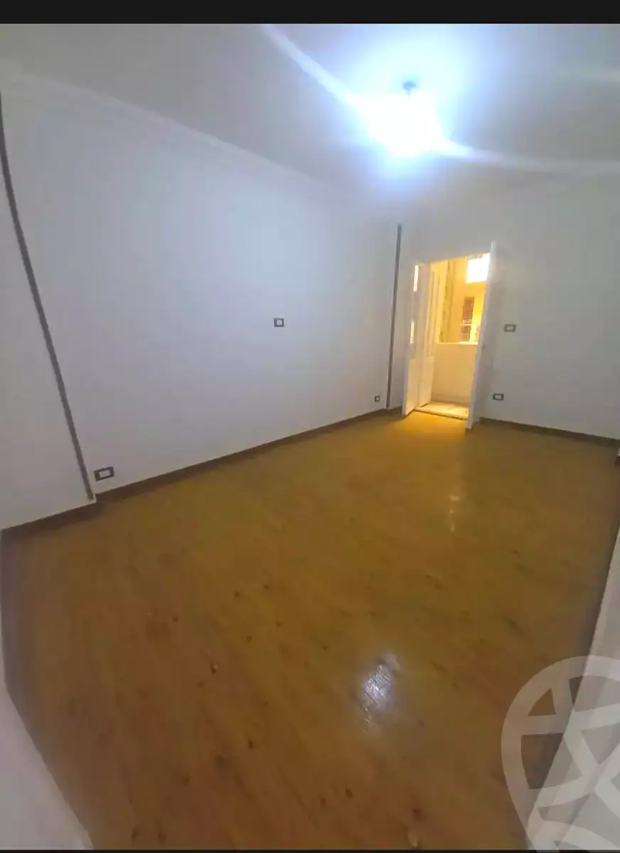 https://aqarmap.com.eg/en/listing/6990893-for-sale-alexandria-lsywf-el-falki