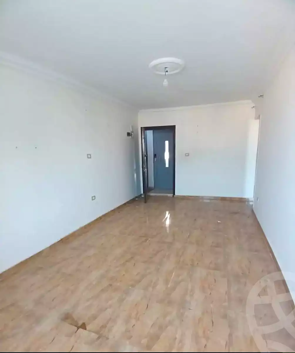 https://aqarmap.com.eg/ar/listing/6990981-for-sale-alexandria-el-asafra-l-sfr-bhry