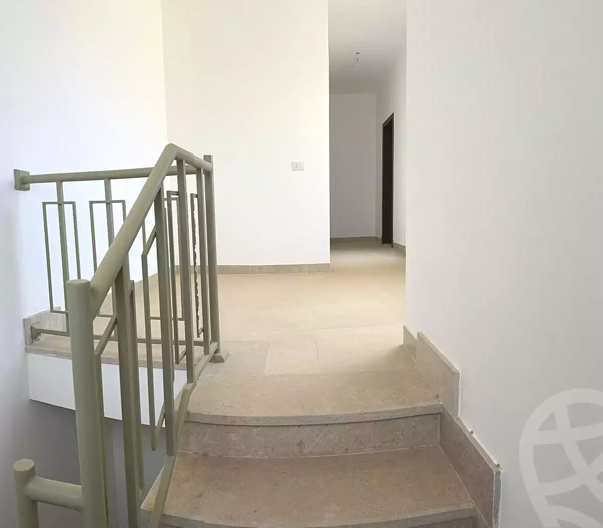 https://aqarmap.com.eg/ar/listing/6989642-for-sale-cairo-new-cairo-compounds-fifth-square