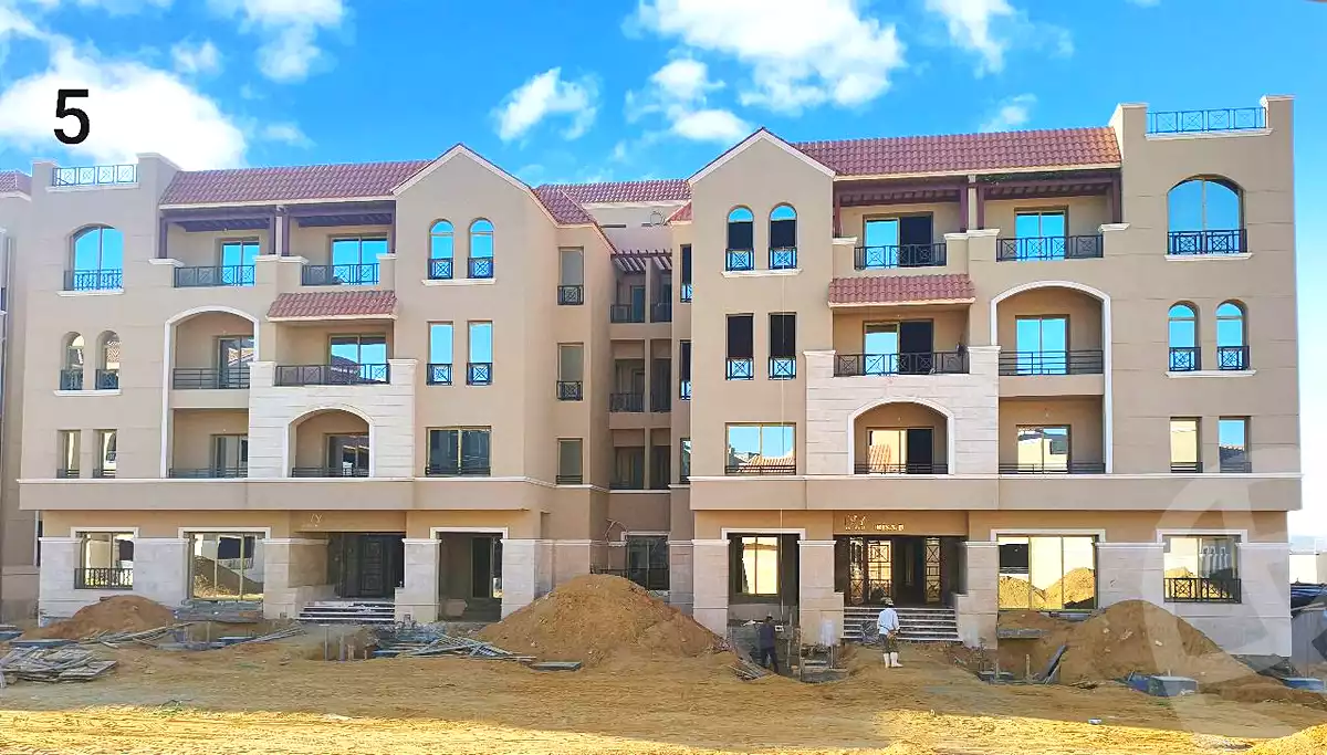 https://aqarmap.com.eg/ar/listing/6991190-for-sale-cairo-el-shorouk-compounds-yfy-ryzydns
