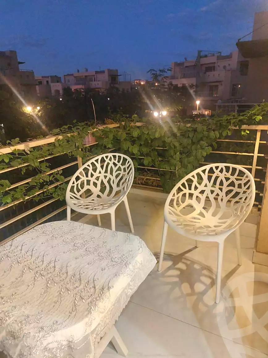 فيلا بـ٦ غرف نوم في ايفر، صورة ١٠ من ١٢