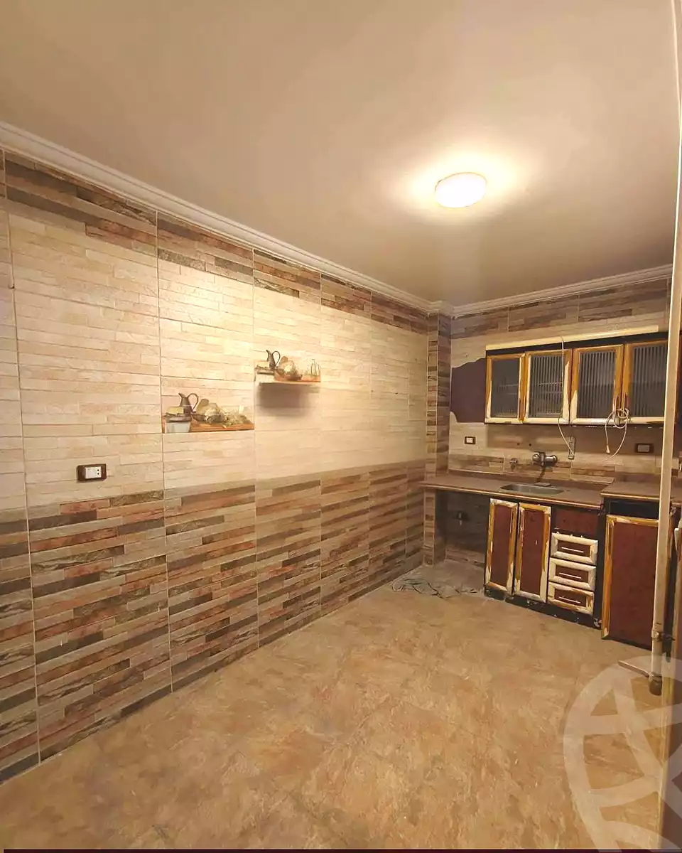 https://aqarmap.com.eg/ar/listing/6991868-for-sale-alexandria-al-agamy-lbytsh-bianchiii