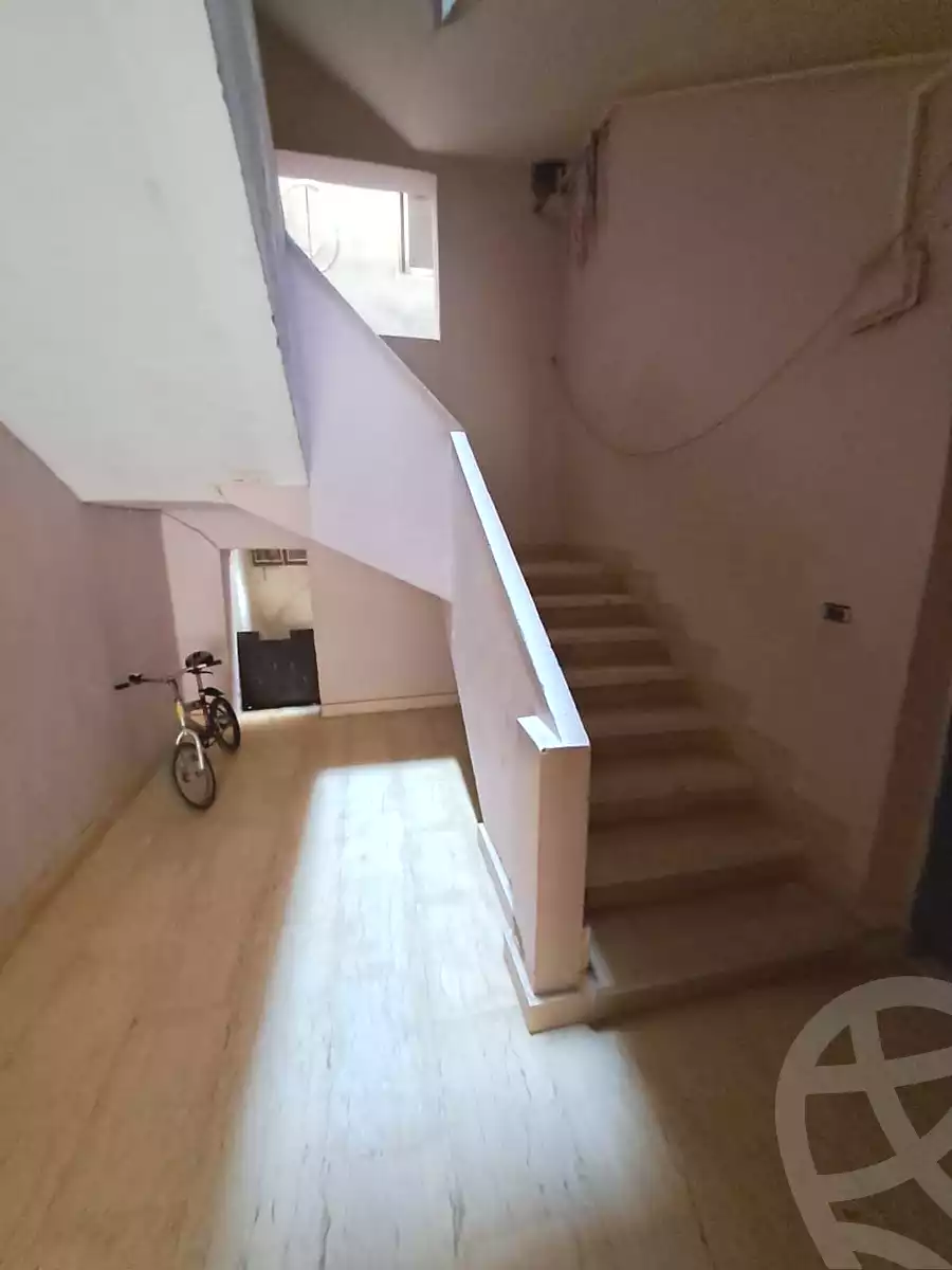 https://aqarmap.com.eg/en/listing/6991979-for-sale-cairo-helwan-hadayek-helwan-el-shareef-st