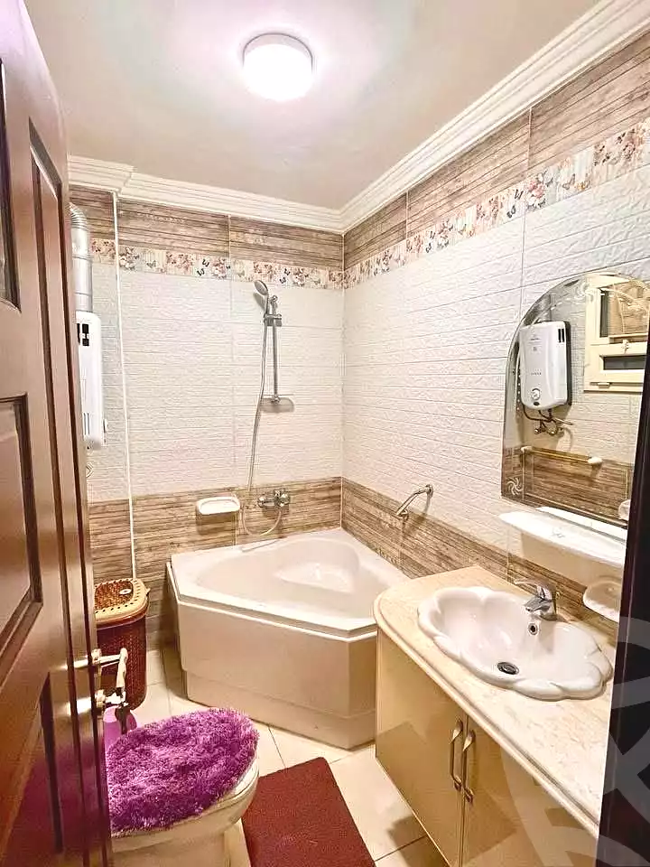 https://aqarmap.com.eg/en/listing/6992088-for-sale-cairo-new-cairo-compounds-el-aseel