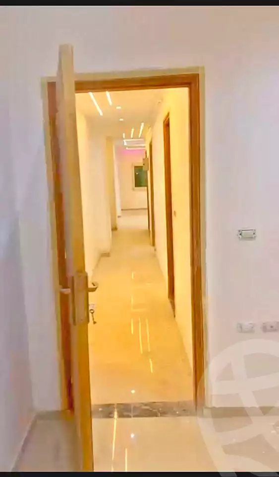 https://aqarmap.com.eg/ar/listing/6992243-for-sale-cairo-el-haram-shareaa-khatem-el-morsalen