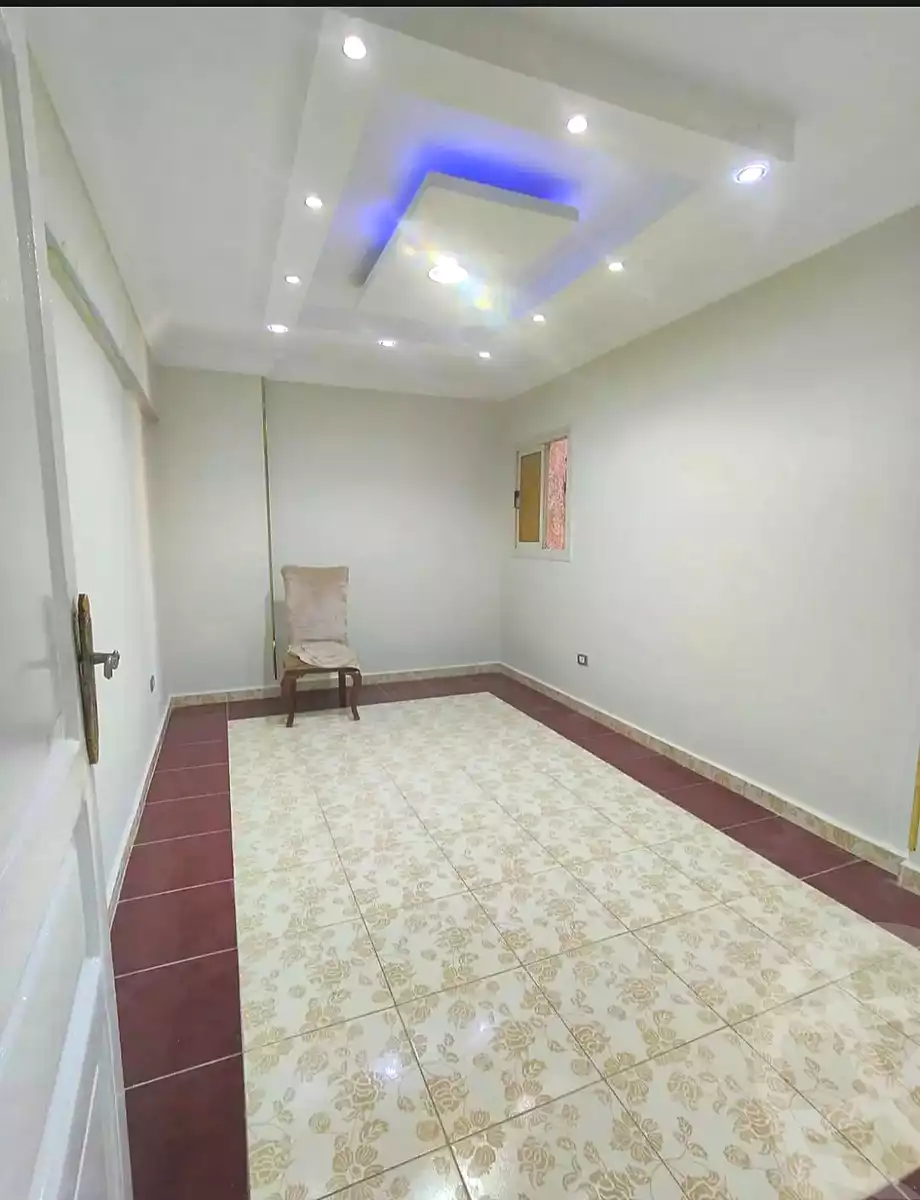 https://aqarmap.com.eg/ar/listing/6992425-for-sale-alexandria-el-asafra-l-sfr-bhry-atlas-st