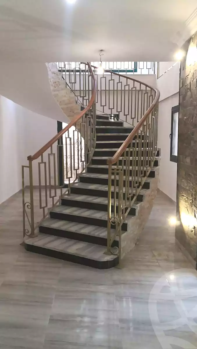 https://aqarmap.com.eg/ar/listing/6992488-for-rent-cairo-new-cairo-south-investors-al-gezira-st