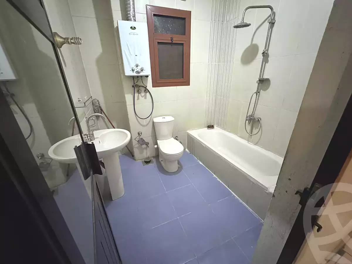 https://aqarmap.com.eg/en/listing/6992580-for-sale-cairo-ljyz-shr-lmht